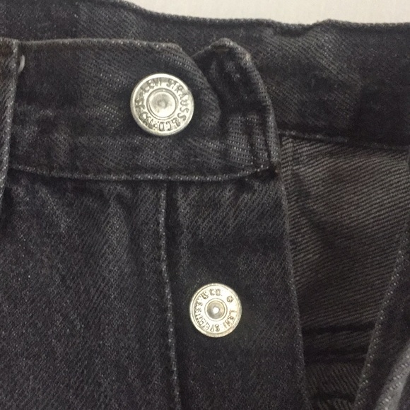 VINTAGE LEVI’s RARE BLACK Button FLY 501’s 27x30 - Picture 5 of 7